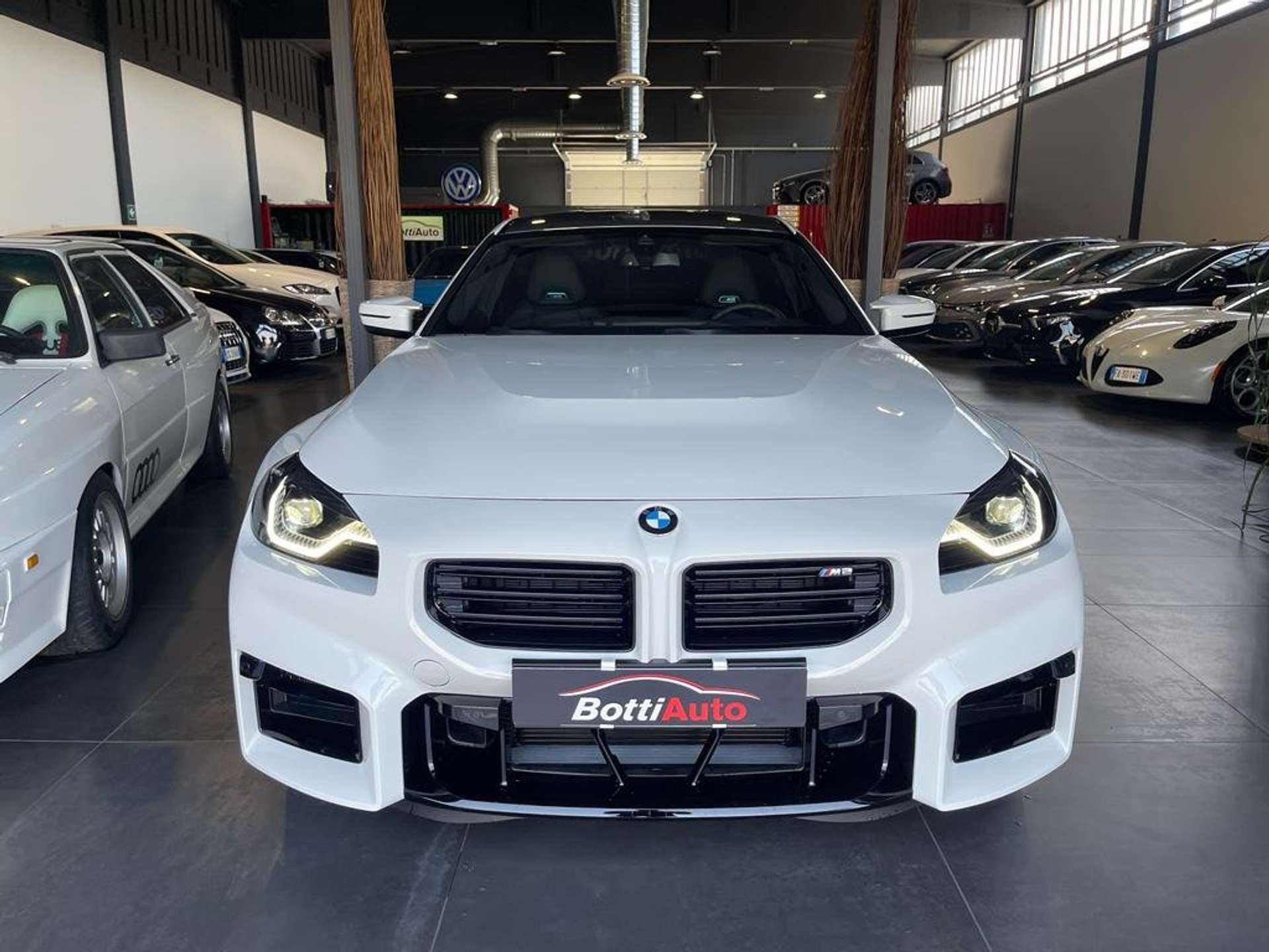 https://bottiauto.com/wp-content/uploads/2024/05/bmw-m2-pronta-consegna-bollosuper-pagato-m-drivers-6929-1.jpg