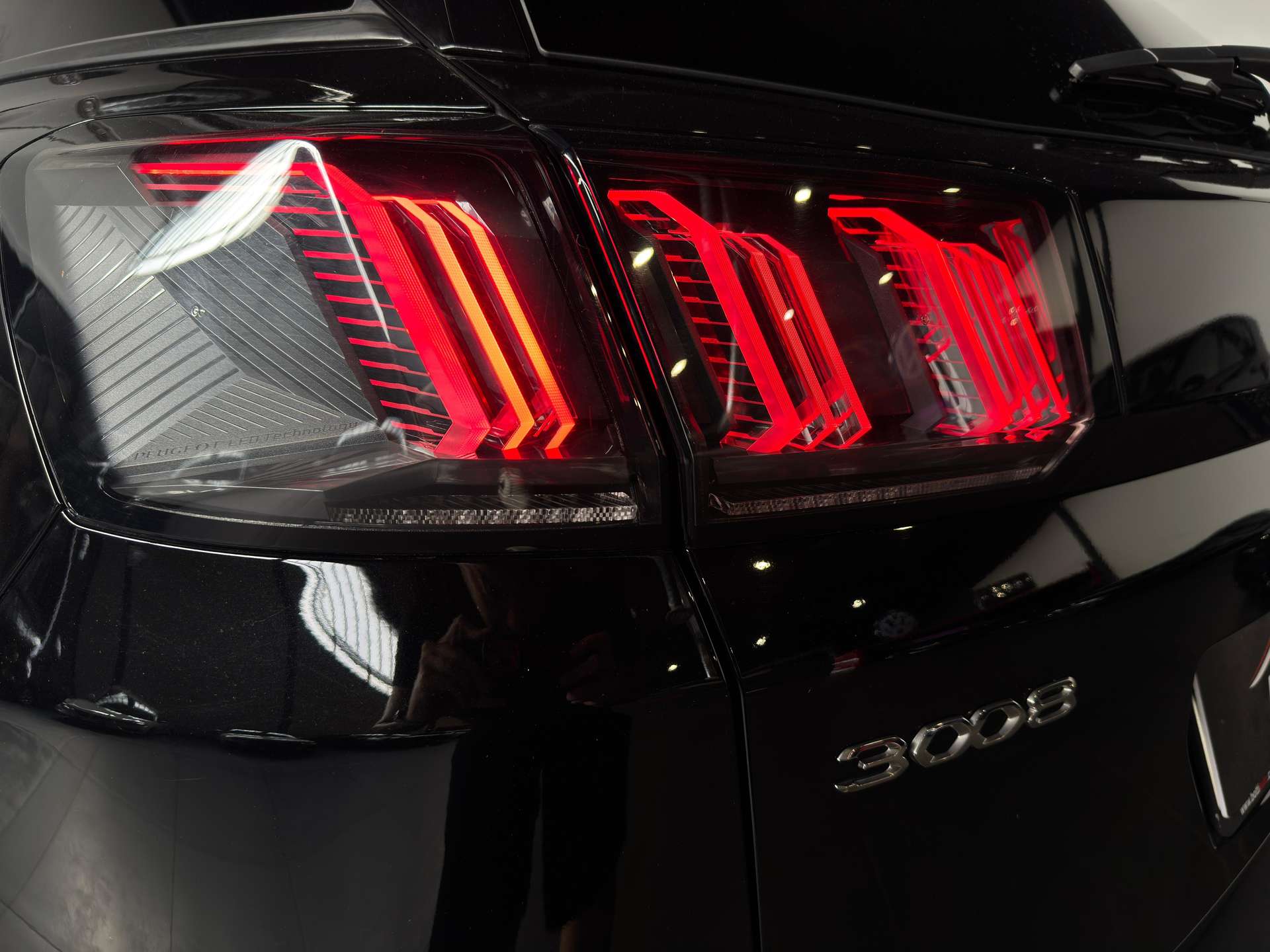 https://bottiauto.com/wp-content/uploads/2025/10/peugeot-3008-allure-pack-s-autocarro-n1-11707-5.jpg