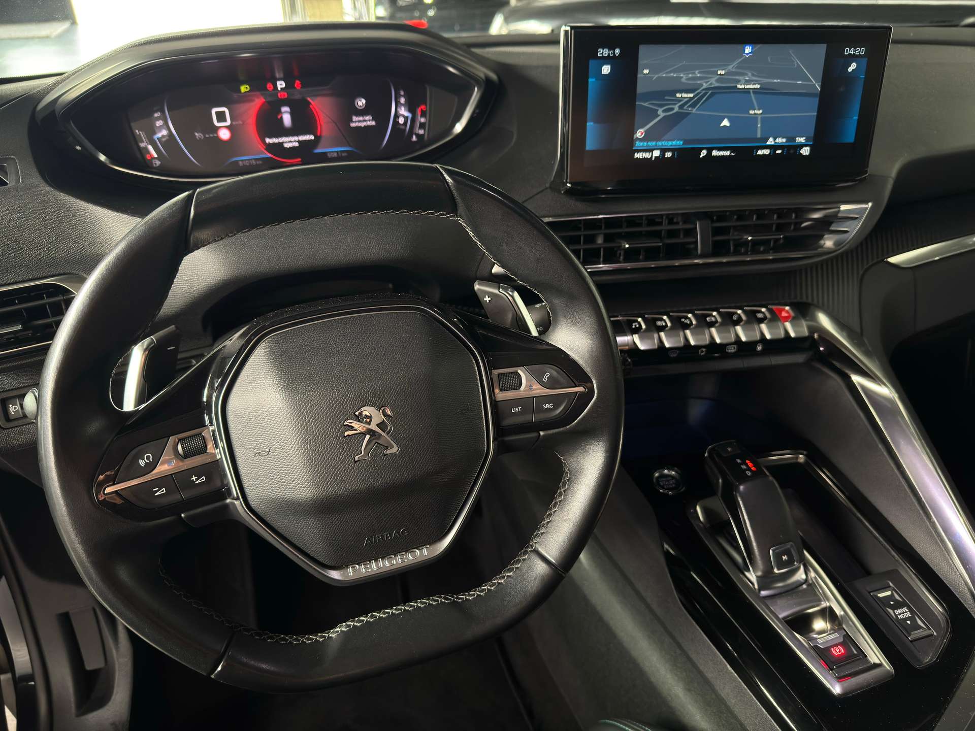 https://bottiauto.com/wp-content/uploads/2025/10/peugeot-3008-allure-pack-s-autocarro-n1-11707-8.jpg