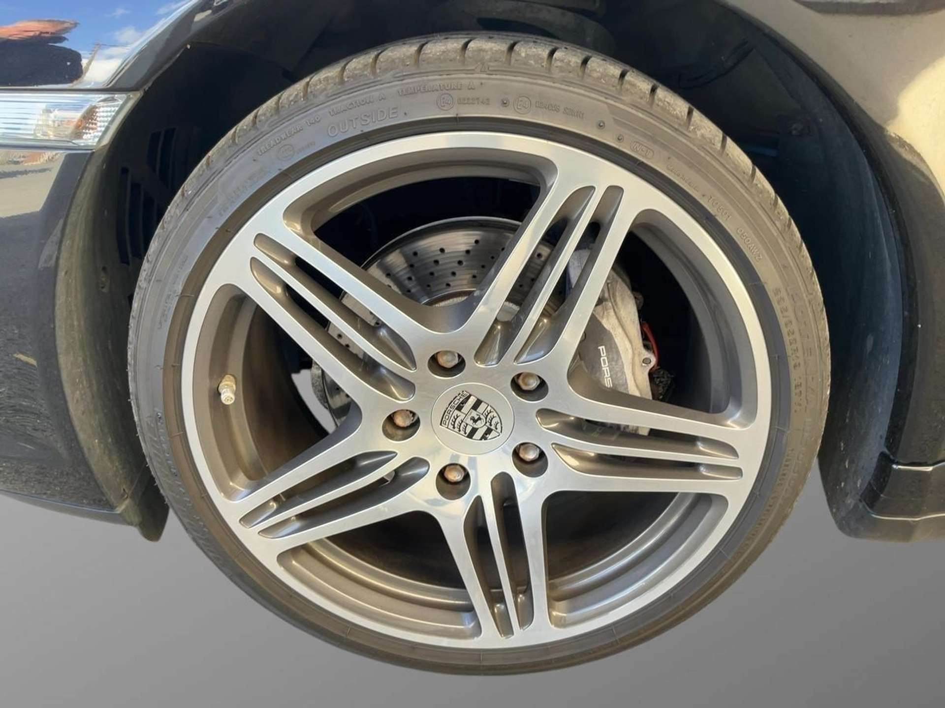 https://bottiauto.com/wp-content/uploads/2025/10/porsche-997-911-coupe-carrera-4-manuale-tagliandi-porsche-11806-4.jpg