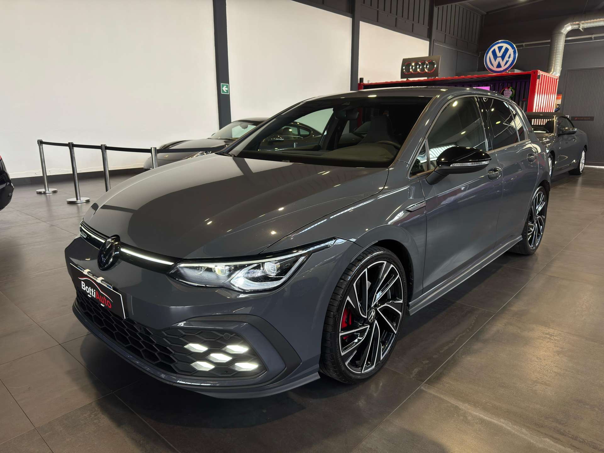 Volkswagen Golf  GTD 8 DSG – IQ.LIGHT MATRIX- 19″ – TELECAMERA
