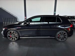 Volkswagen Golf GTI  8 DSG -IQ.LIGHT MATRIX-19″-HARMAN KARDON-ACC