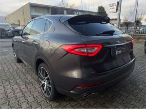 Maserati Levante  GRANSPORT (275 cv) ZF 8 *TETTO PANO-APRIBILE*