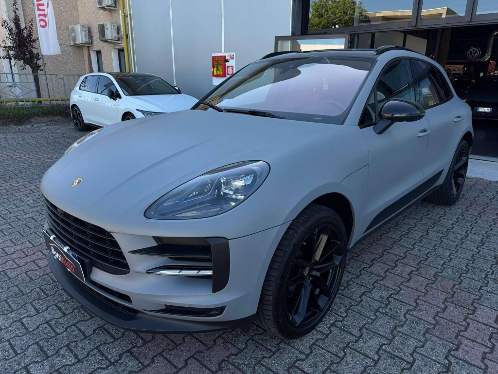 Porsche Macan  PDK (MY19) *245CV*PORSCHE APPROVED*PASM*PDLS*SPORT*360VIEW*ADAS*