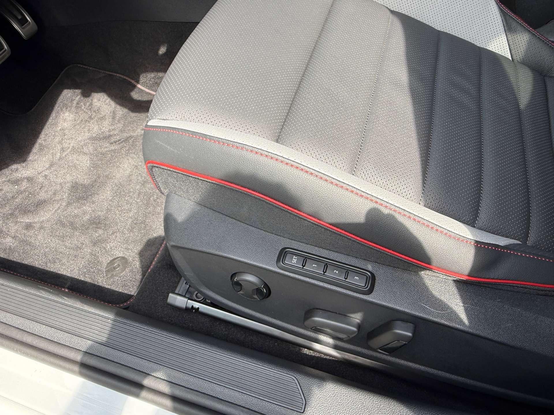 Volkswagen Golf GTI  8.5 DSG (265cv) *BOLLO+SUPERBOLLO PAGATO FINO AL 2027*