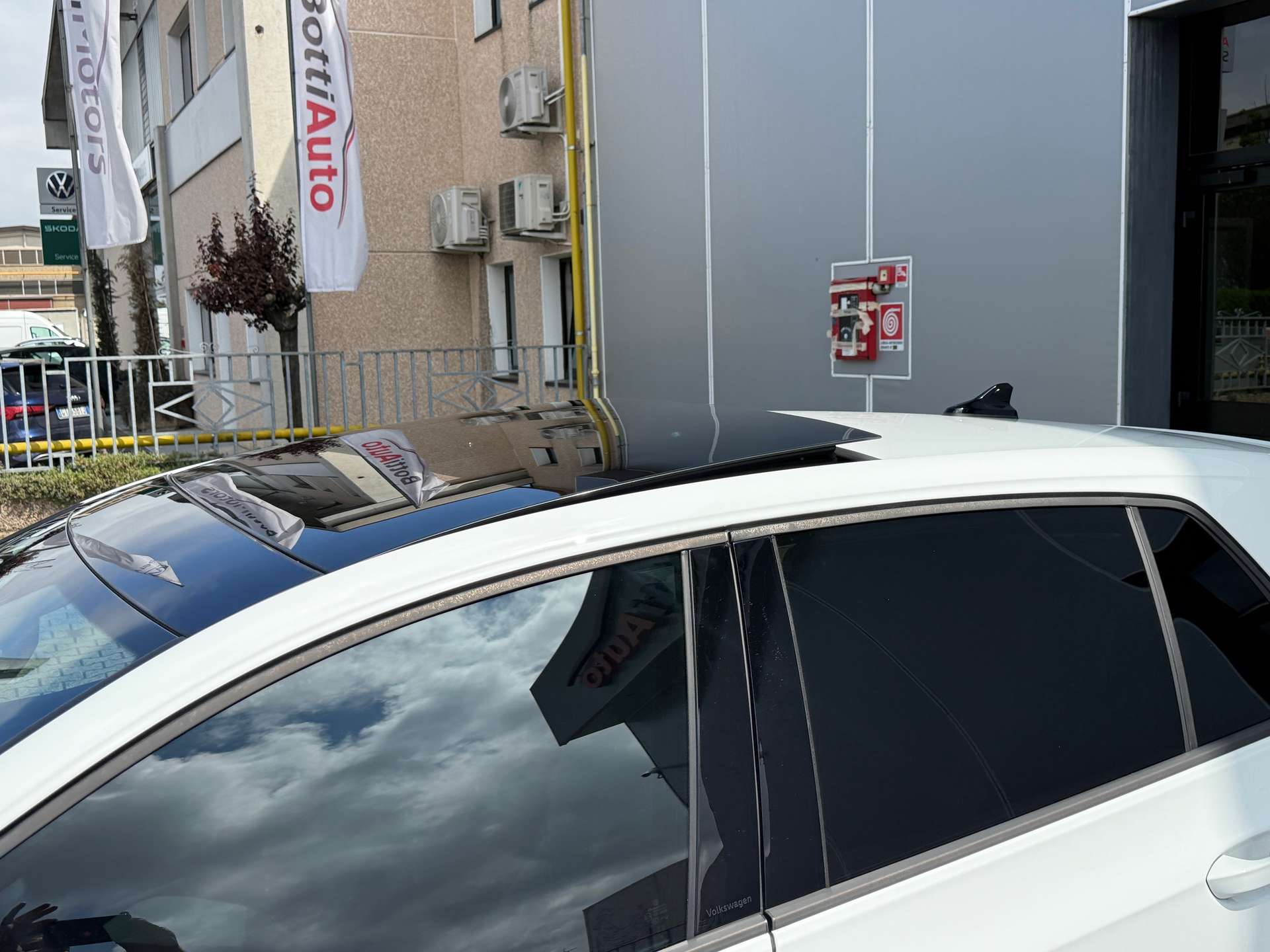 Volkswagen Golf GTI  8.5 DSG (265cv) *BOLLO+SUPERBOLLO PAGATO FINO AL 2027*