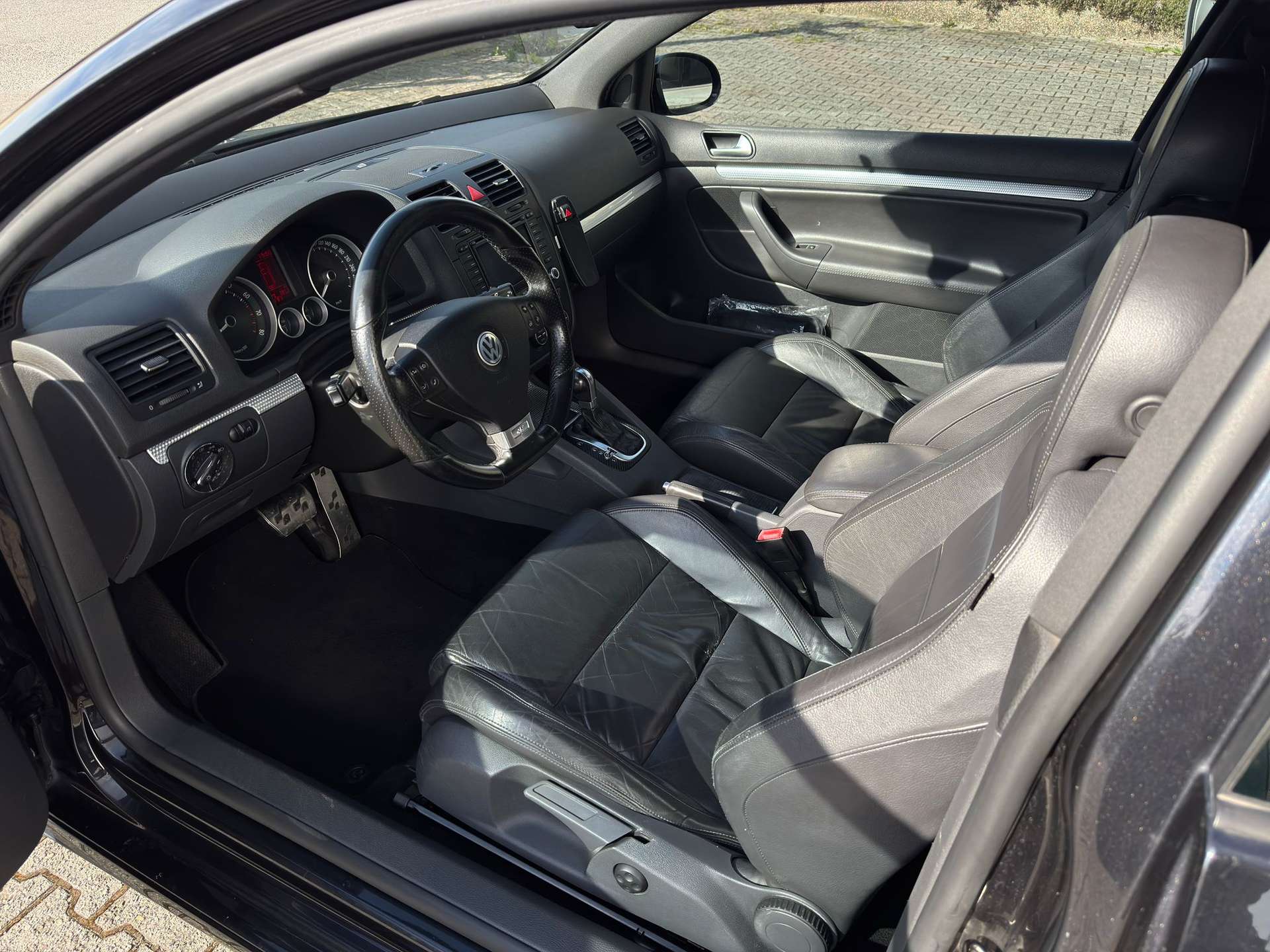 Volkswagen Golf  R32 3p. 4motion DSG (VR6)