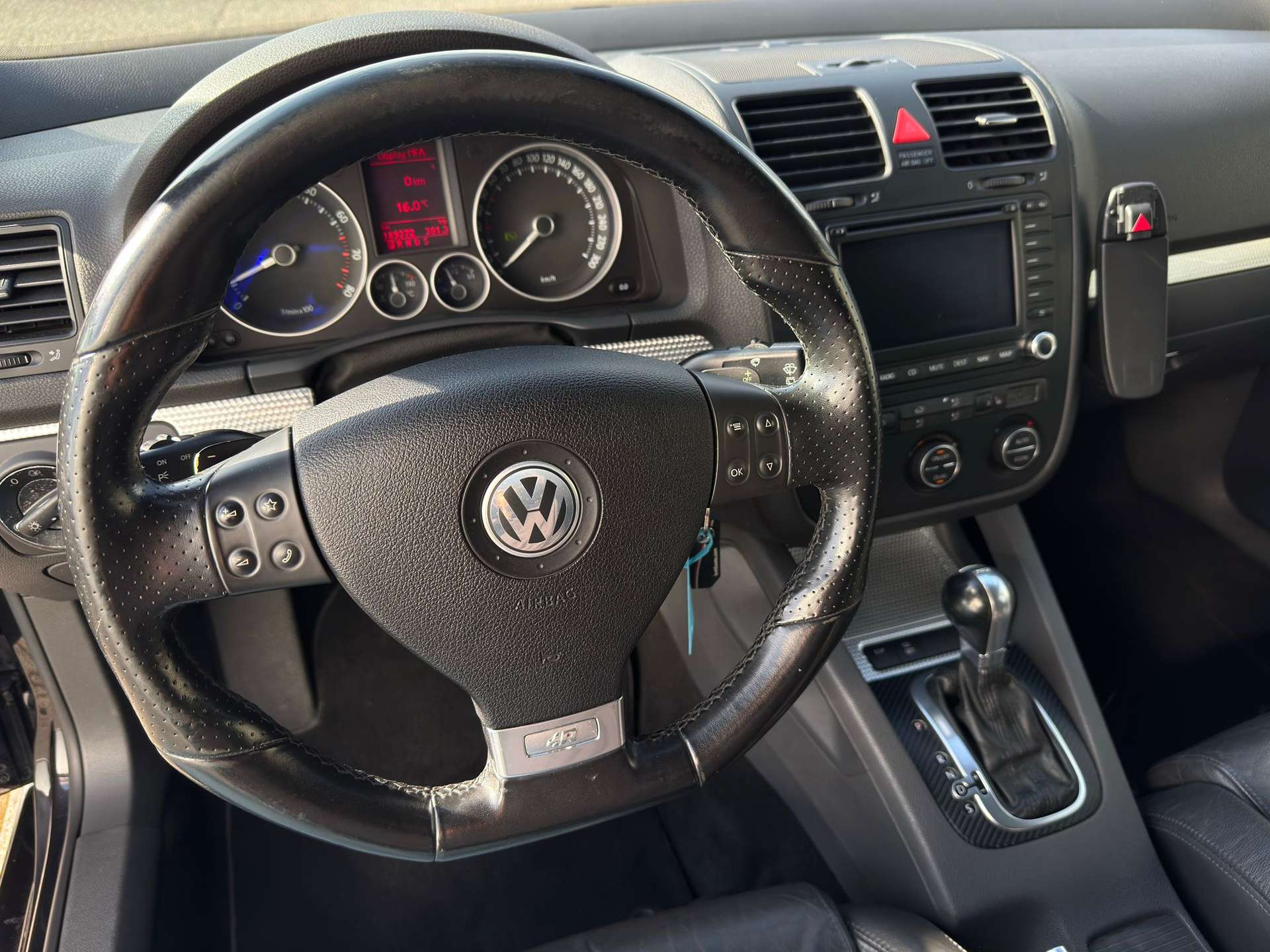 Volkswagen Golf  R32 3p. 4motion DSG (VR6)