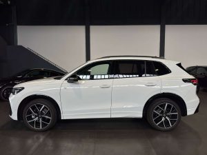 Volkswagen Tiguan  R-Line (150 CV) DSG *TETTO*BLACK STYLE*CERCHI 20″*